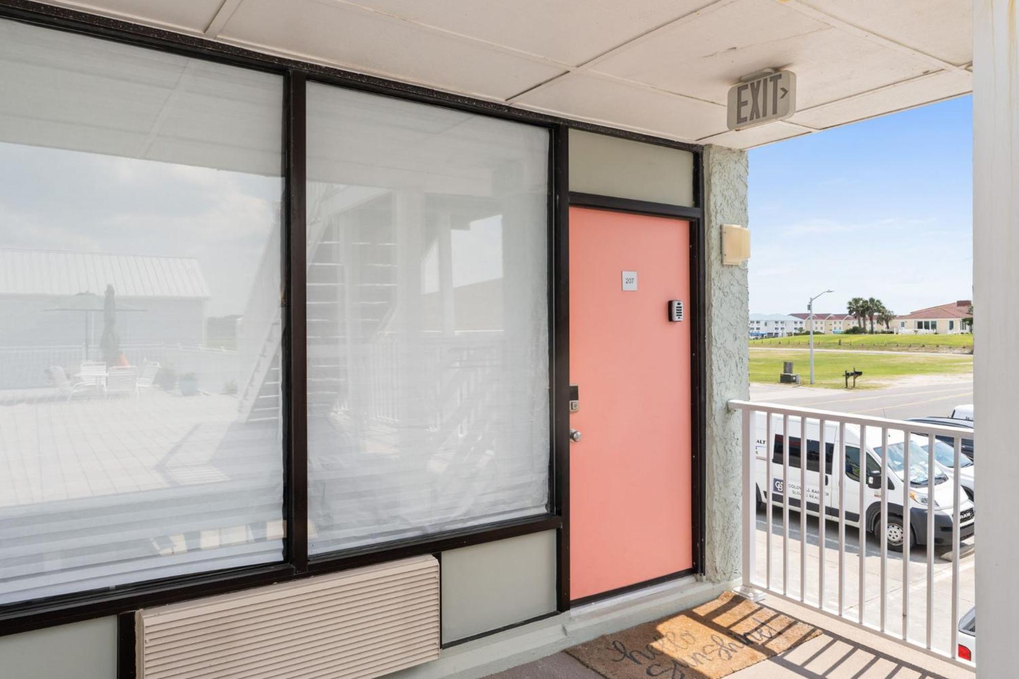 Cozy 1-Bedroom Condo With Pool Access In Ocean Isle Beach Kültér fotó